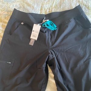 Figs scrub pants, black